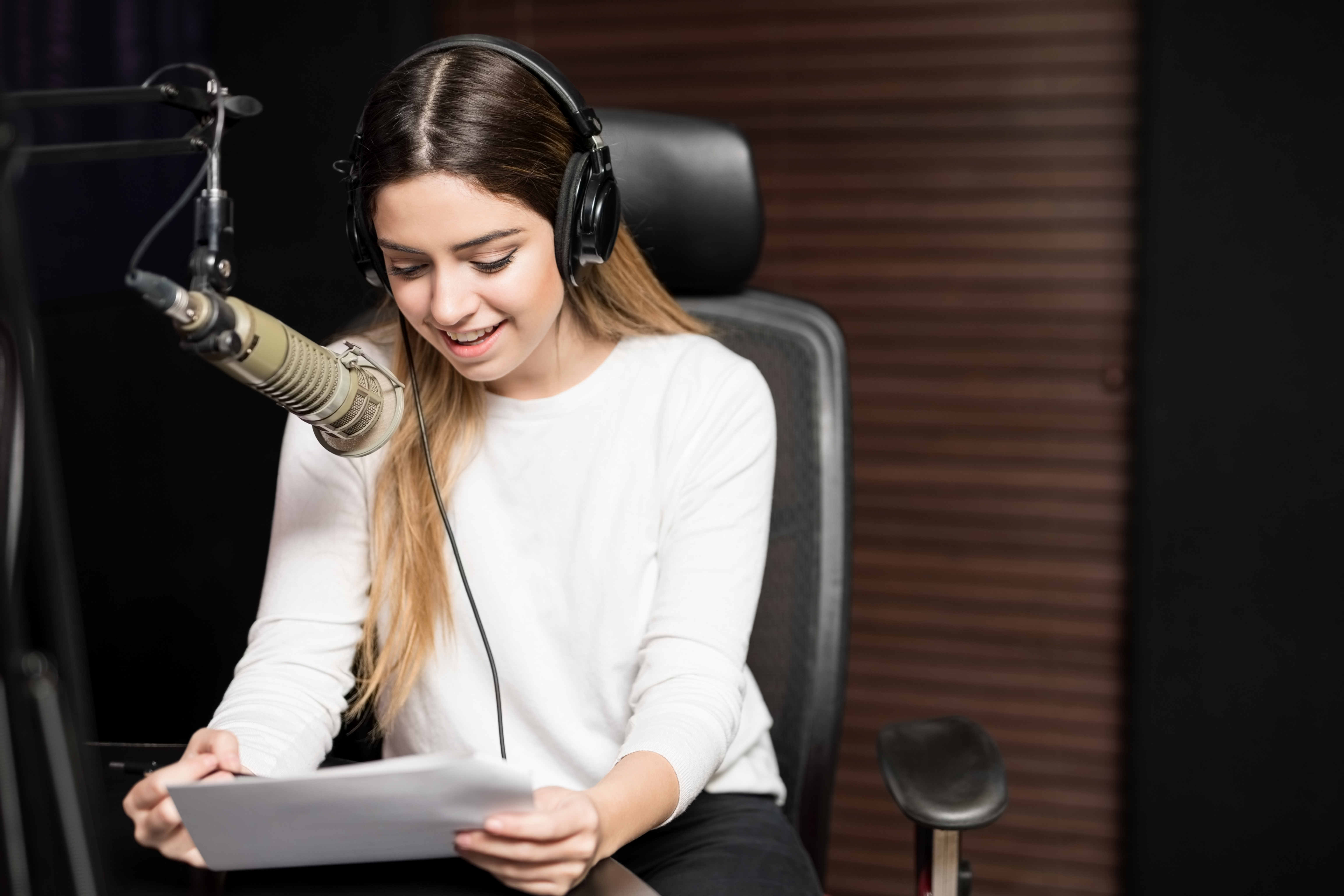 Как развить голос радиоведущего - можно ли стать ведущим на радио